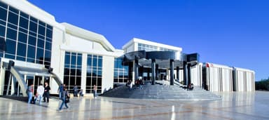 جامعة الشرق الادنى في قبرص - رسوم التخصصات - ترتيب الجامعة Near East University Programs - Ranking & Tuition Fees  